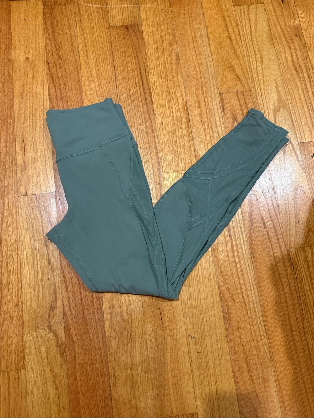 Alo Yoga Mesh 27” Leggings Size L Sage Green